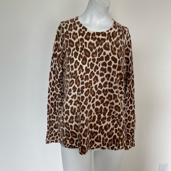 J.crew Cashmere classic-fit crewneck sweater in leopard print - Picture 6 of 7